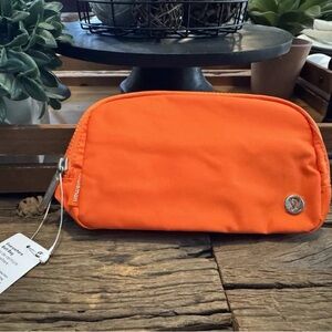 New Lululemon Everywhere Belt Bag Orange 1L Unisex